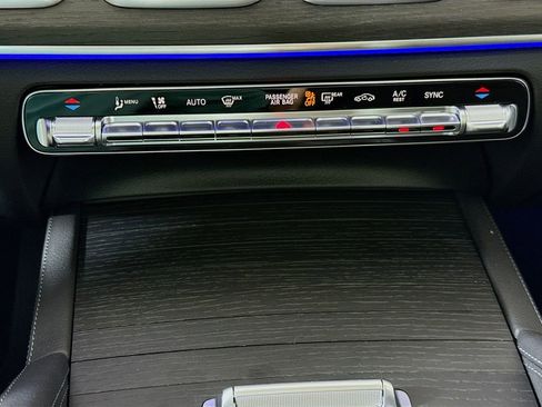 Used 2026 Mercedes-Benz GLS 450 4MATIC image 16