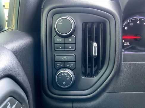 Used 2020 Chevrolet Silverado 1500 Custom Trail Boss w/ Custom Convenience Package image 34