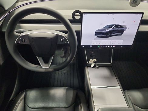 Used 2026 Tesla Model Y Long Range AWD/4WD image 11