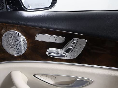 Used 2019 Mercedes-Benz E 450 4MATIC Wagon image 42