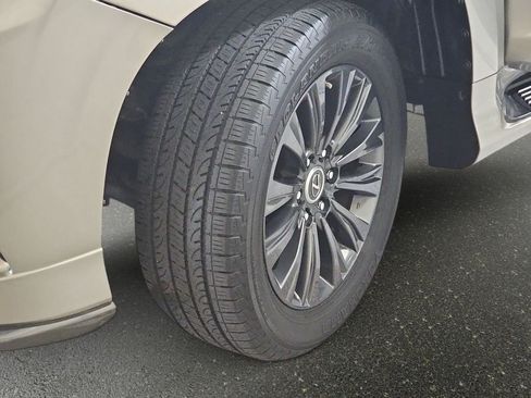 Used 2021 Lexus GX 460 Premium AWD/4WD image 34