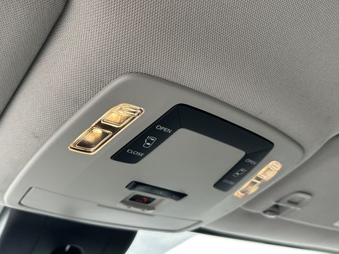 Used 2021 Toyota Sienna LE image 20