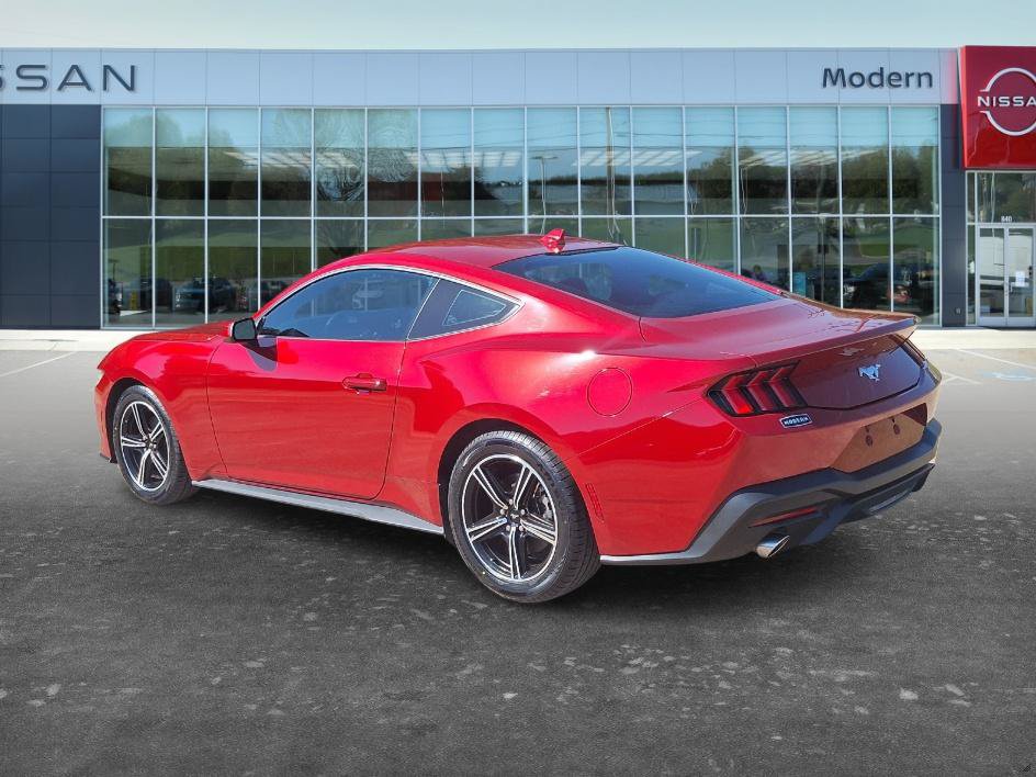 Used 2024 Ford Mustang Coupe RWD image 6