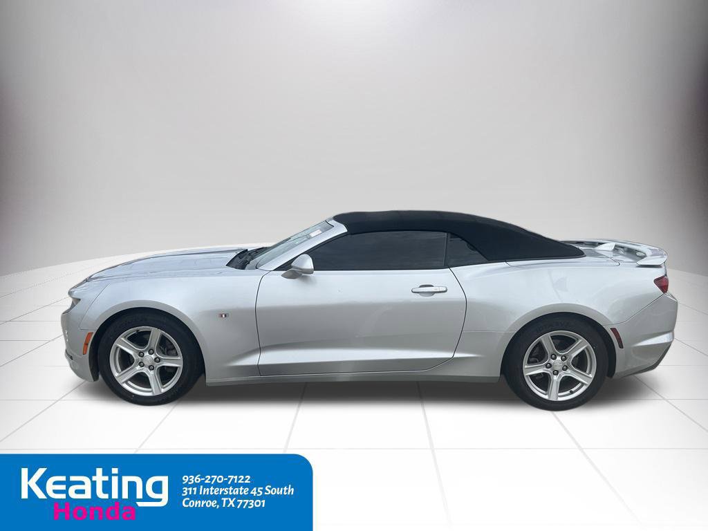 Used 2019 Chevrolet Camaro LT RWD image 8
