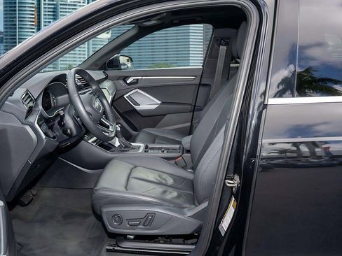 Used 2023 Audi Q3 2.0T Premium w/ Convenience Package image 17