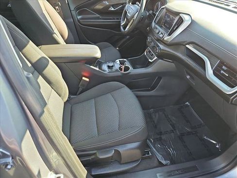 Used 2023 GMC Terrain SLE w/ Driver Convenience Package FWD image 21