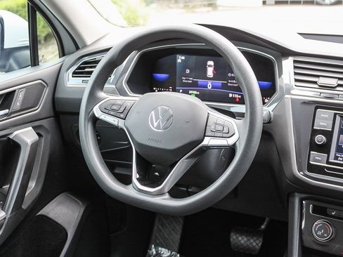 Used 2023 Volkswagen Tiguan S image 15