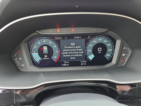 New 2025 Audi Q3 2.0T Premium image 19