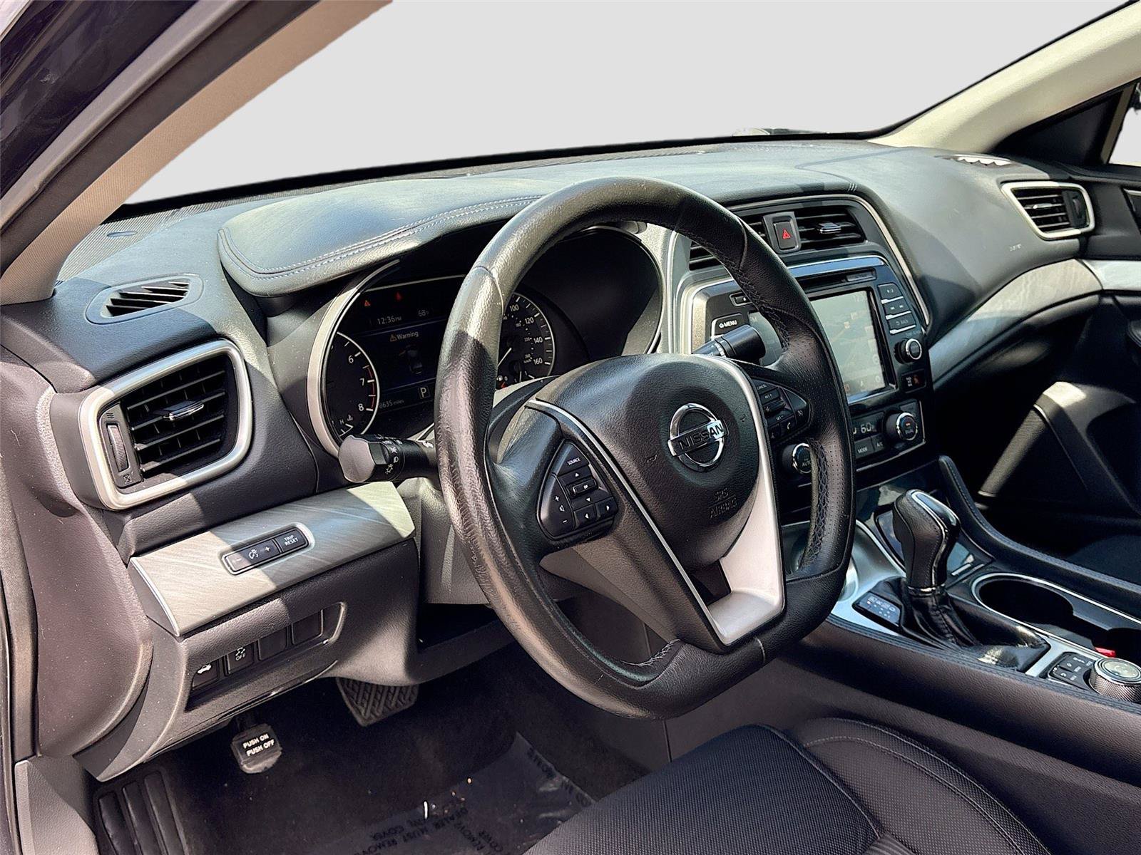 Used 2018 Nissan Maxima SR FWD image 9