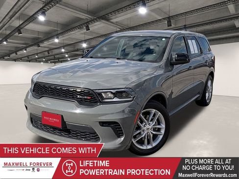 Used 2023 Dodge Durango GT image 1