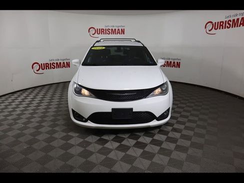 Used 2018 Chrysler Pacifica Touring Plus w/ S Appearance Package image 13