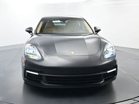 Used 2018 Porsche Panamera 4S image 18