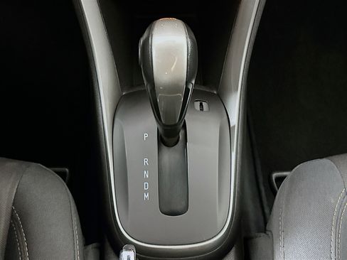 Used 2017 Chevrolet Trax LT image 23