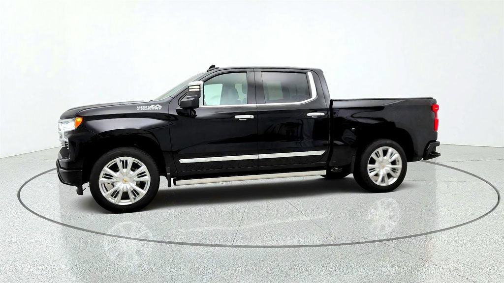 Used 2026 Chevrolet Silverado 1500 High Country w/ High Country Premium Package AWD/4WD image 8
