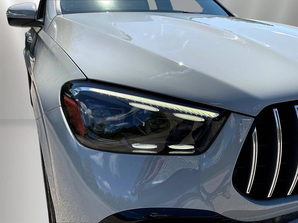 Certified 2025 Mercedes-Benz GLE 53 AMG 4MATIC image 33