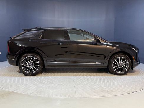 New 2026 Cadillac Optiq Sport 1 image 7