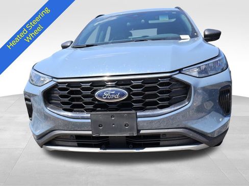 Certified 2025 Ford Escape ST-Line w/ Cold Weather Package AWD/4WD image 8