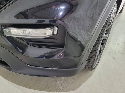 Used 2020 Ford Explorer ST w/ ST Street Pack image 11