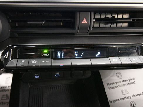 Certified 2024 Toyota Prius LE image 15