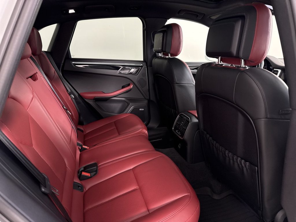 Certified 2023 Porsche Macan GTS AWD/4WD image 24