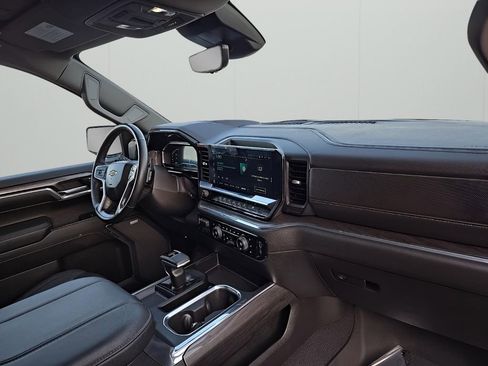 Used 2024 Chevrolet Silverado 1500 LTZ w/ Technology Package image 20