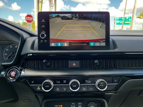 Used 2024 Honda CR-V EX-L image 10