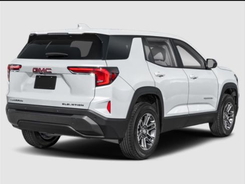 Used 2026 GMC Terrain Denali AWD/4WD image 3