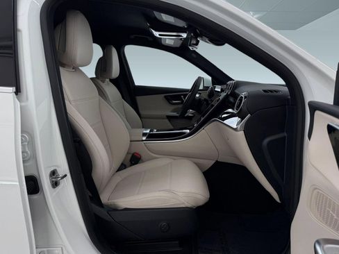 Certified 2026 Mercedes-Benz GLC 300 image 24