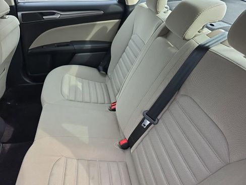 Used 2017 Ford Fusion S image 16