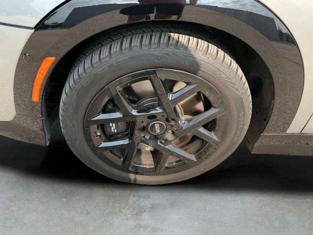 Used 2025 MINI Cooper S FWD image 12