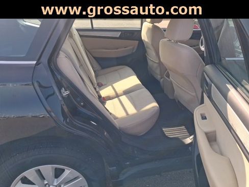 Used 2017 Subaru Outback 2.5i image 16