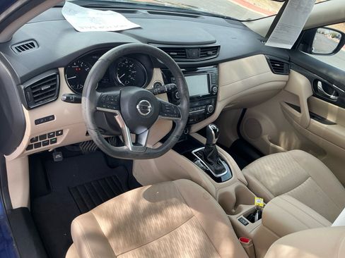 Used 2018 Nissan Rogue SV FWD image 20