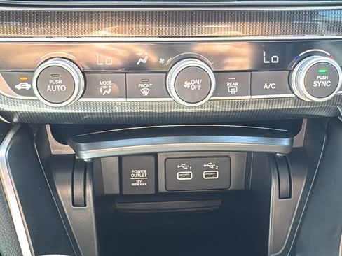 Used 2022 Honda Accord Sport image 17