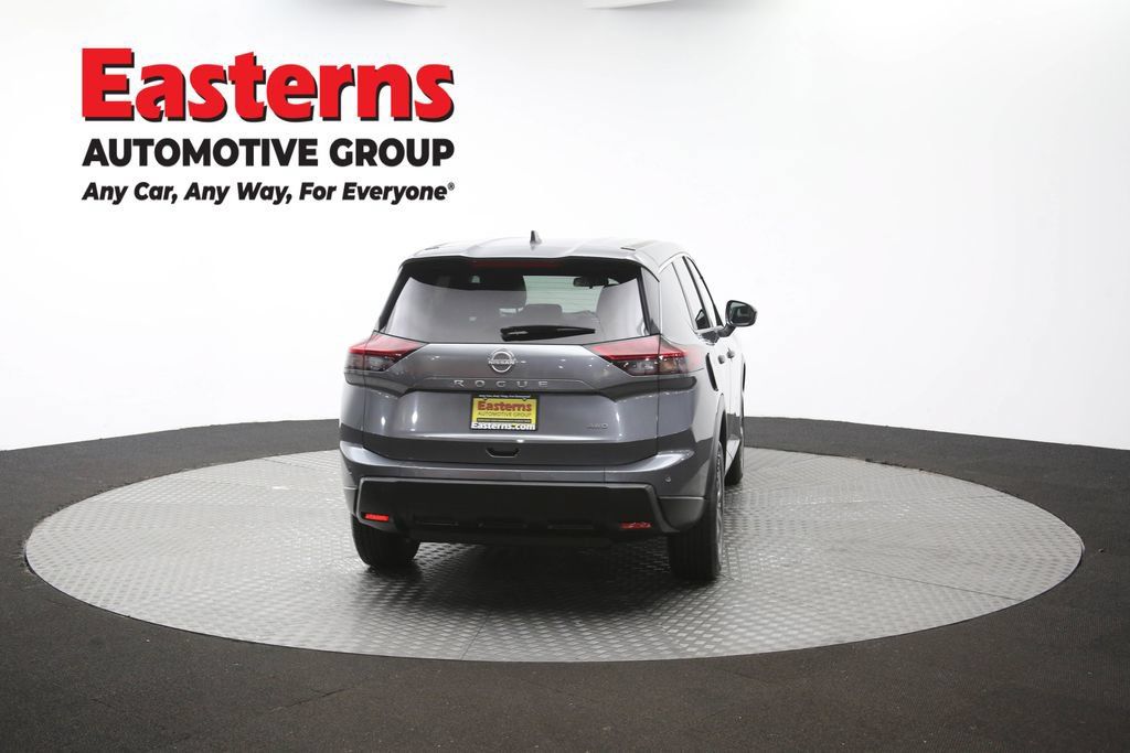 Used 2024 Nissan Rogue S AWD/4WD image 39
