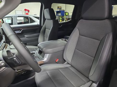New 2026 Chevrolet Silverado 1500 LT Trail Boss AWD/4WD image 17