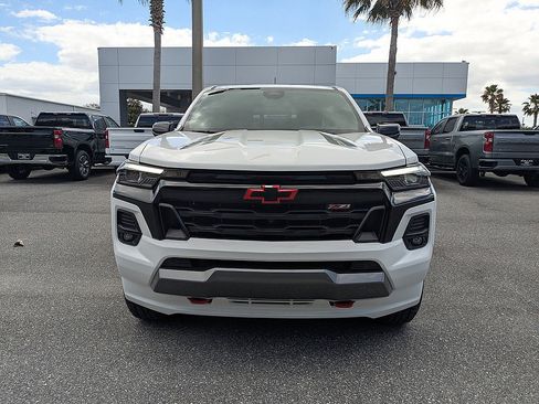 Certified 2026 Chevrolet Colorado Z71 w/ Technology Package AWD/4WD image 8