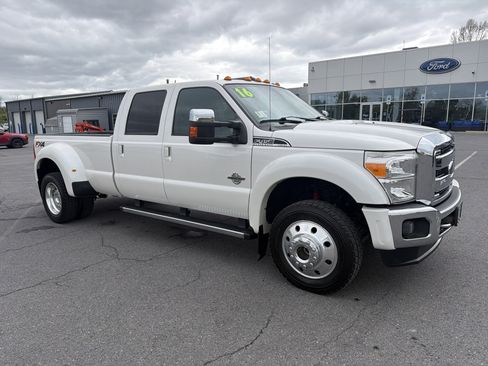 Used 2016 Ford F450 Lariat w/ Lariat Ultimate Package AWD/4WD image 1
