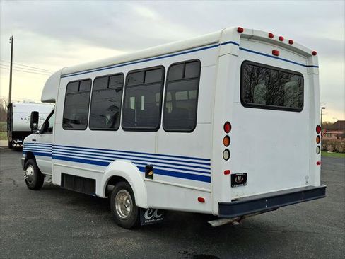 Used 2011 Ford E-350 and Econoline 350 Super Duty w/ Shuttle Bus Prep Pkg image 20