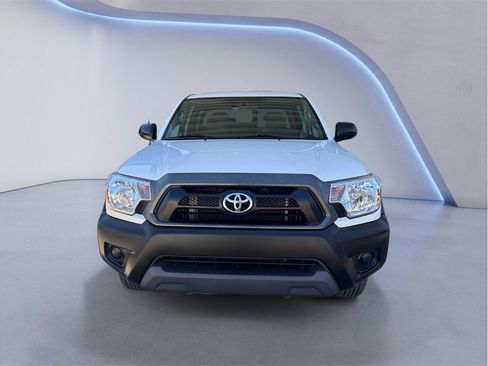 Used 2014 Toyota Tacoma 2WD Double Cab w/ Convenience Package image 2