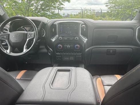 Used 2022 Chevrolet Silverado 2500 LTZ w/ Carhartt Edition AWD/4WD image 10
