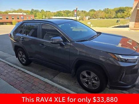 Used 2025 Toyota RAV4 XLE w/ Convenience Package AWD/4WD image 6