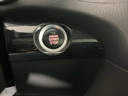 Used 2014 Kia Sorento SX w/ 3rd Row Package AWD/4WD image 23