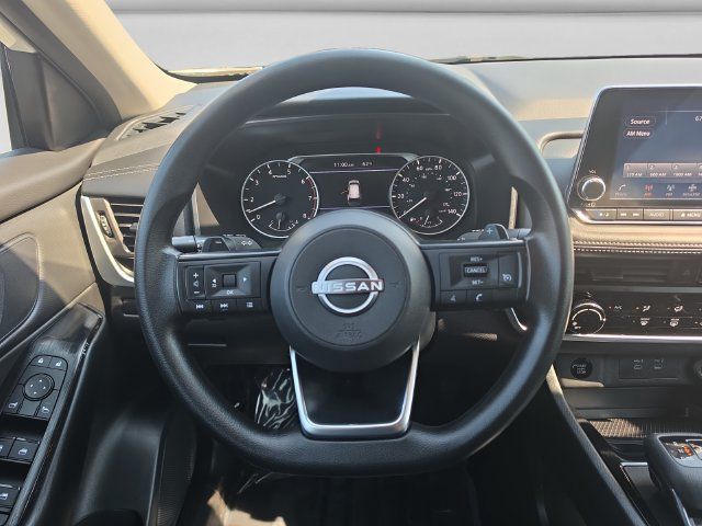 Used 2024 Nissan Rogue S FWD image 13