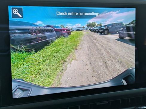 New 2025 Jeep Gladiator Sport image 18