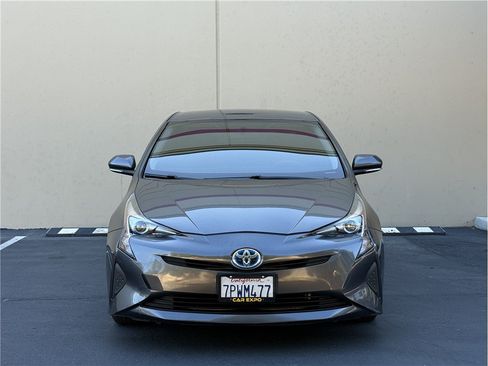 Used 2016 Toyota Prius Two FWD image 29