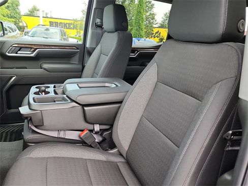 New 2026 GMC Sierra 1500 Elevation image 15