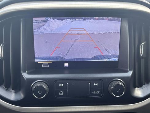 Used 2020 GMC Canyon Denali image 9