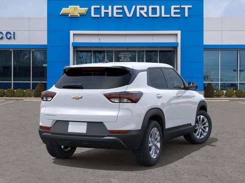 New 2026 Chevrolet TrailBlazer LS w/ LS Convenience Package FWD image 4