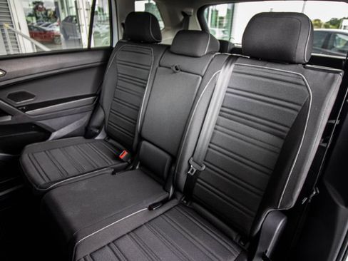 Used 2023 Volkswagen Tiguan S FWD image 26