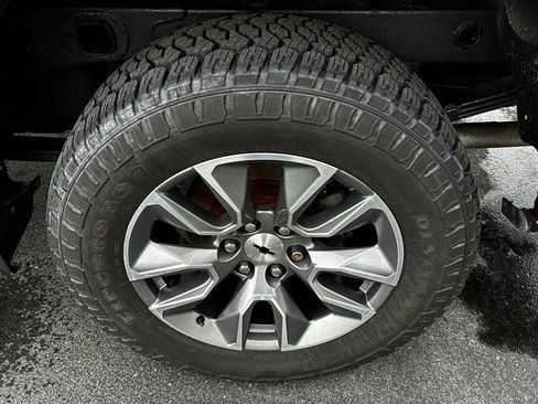 Used 2022 Chevrolet Silverado 1500 RST w/ Safety Package image 18